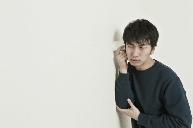 盗聴器の調査方法は?誰でも盗聴される危険はある?被害と対策まとめ
