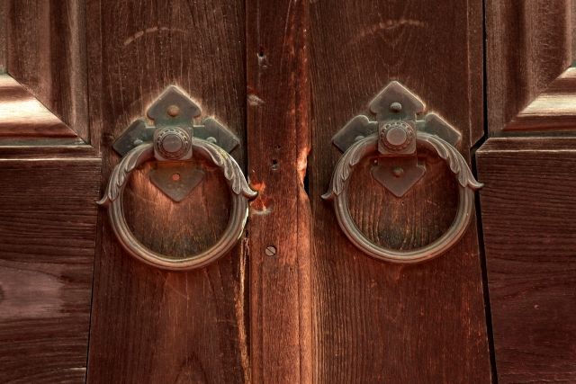 ドアノブはDIYで交換できるの?手順と必要な道具をご紹介!