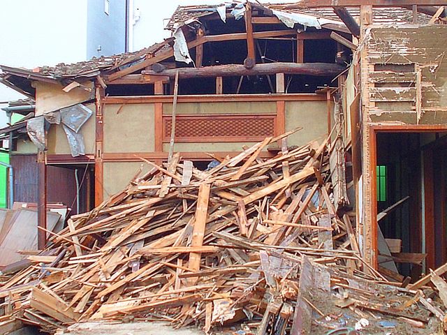 解体工事の費用は家がどんな形態なのかによって異なります!