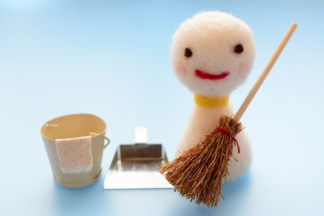 コウモリのふんの掃除には注意が必要！