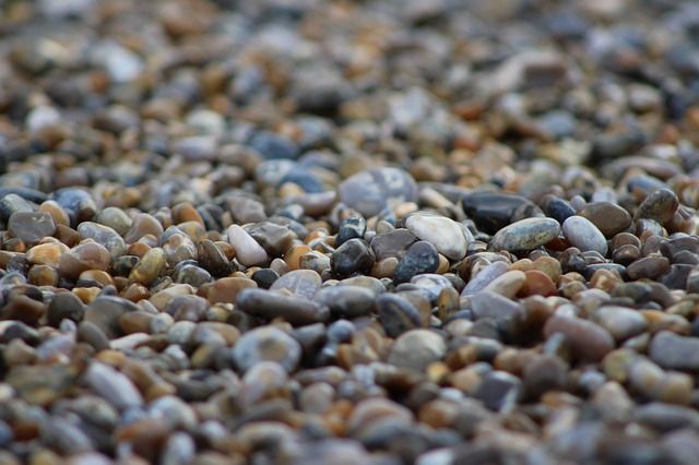 簡単だけど難しい！？お庭の砂利敷きを正しく行うために知るべきこと