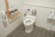 トイレの手すりの位置、間違っていませんか？正しい位置を学ぼう！