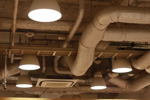 ドレン管の不調に要注意!エアコンの排水トラブルを解決する方法