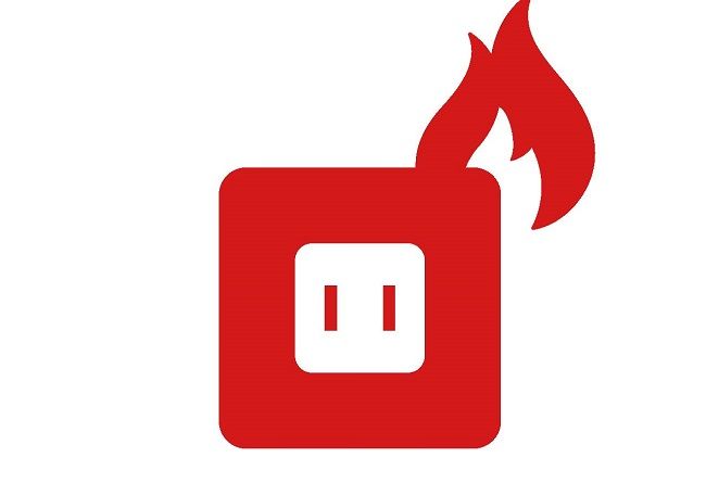 コンセントが壊れたとき、プロに依頼すべき症状や状態とは