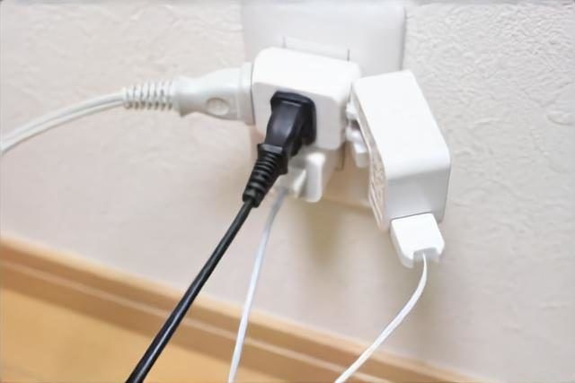 コンセント、電源コードは正しく使用しよう