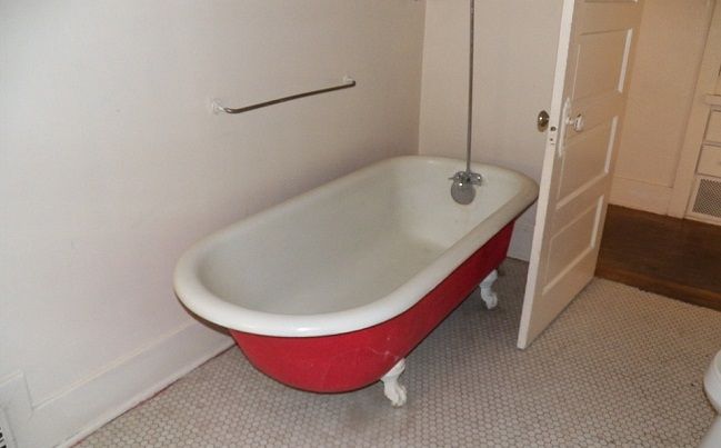 浴槽に付いたザラザラの正体とは?