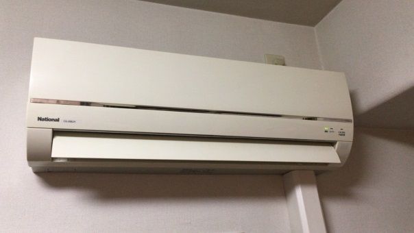 性能が上がる?エアコンのルーバーやファンを掃除する手順を紹介!