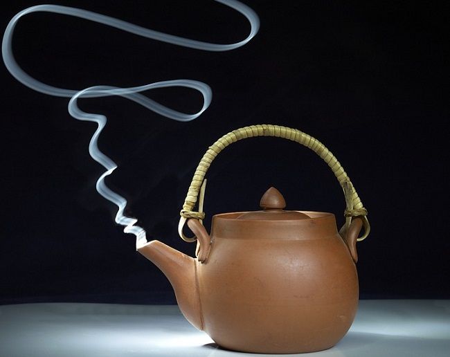 お湯をかけるならタオルの上から！ドライヤーも効果あり！