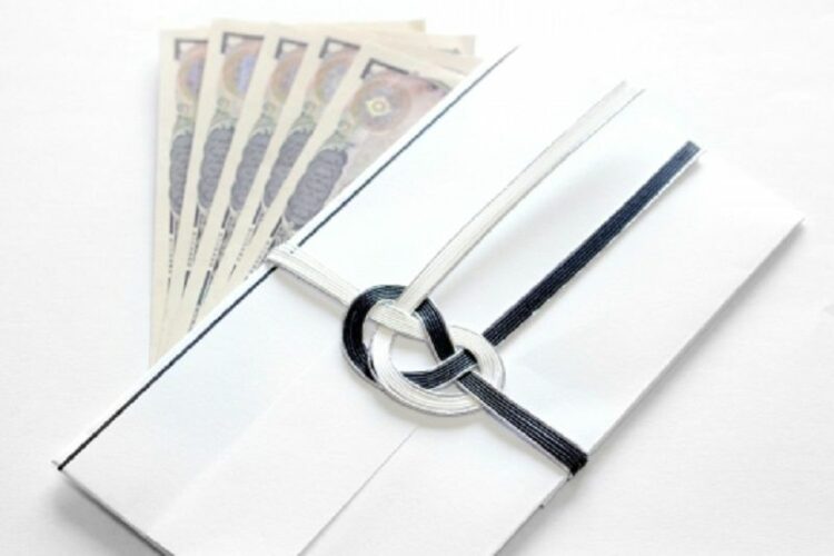 猫のお葬式の香典について