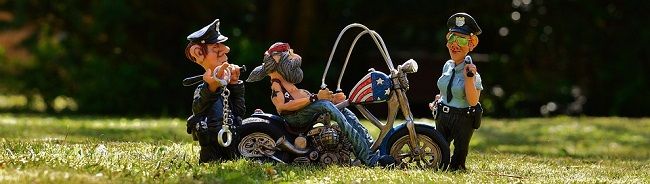 バイクにハンドルロックがないと車検は通らない