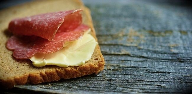 ムカデが寄ってくる原因は?