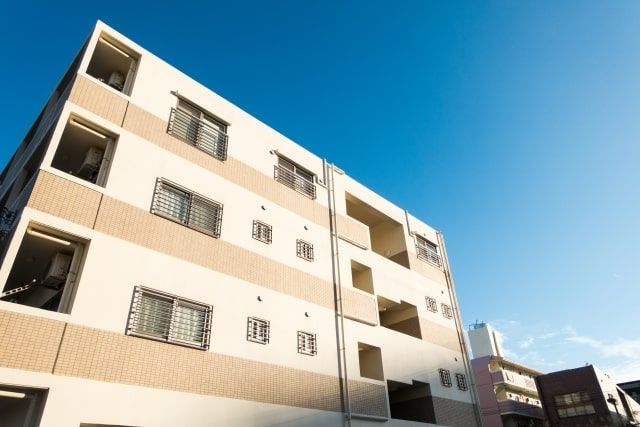 マンションの場合は下の階に配慮して事前に伝える