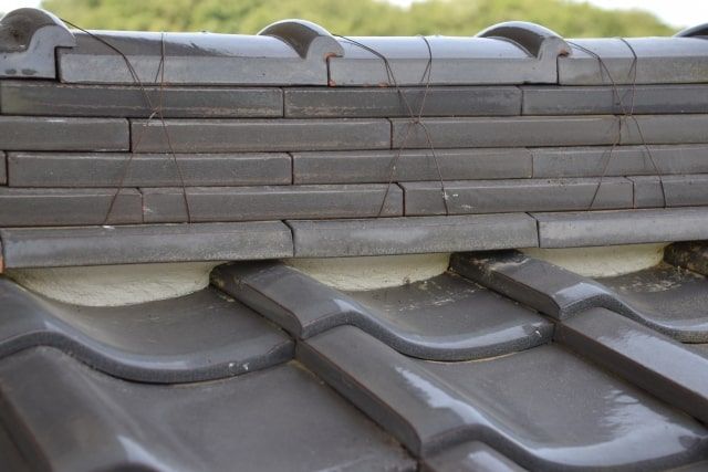 漆喰（しっくい）の崩れの直し方