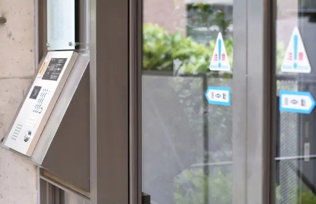 自動ドアの寿命ってどれくらいなの？そのサインを見逃さないで！