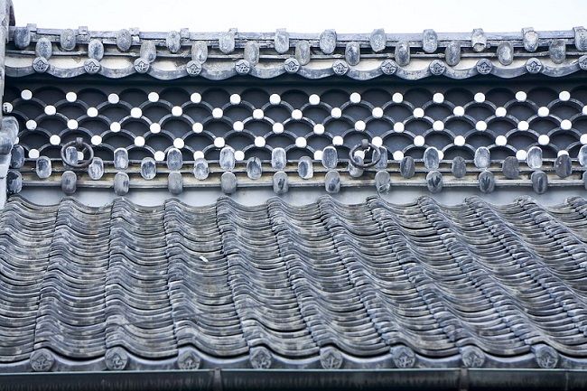 種類ごとの瓦の相場とは