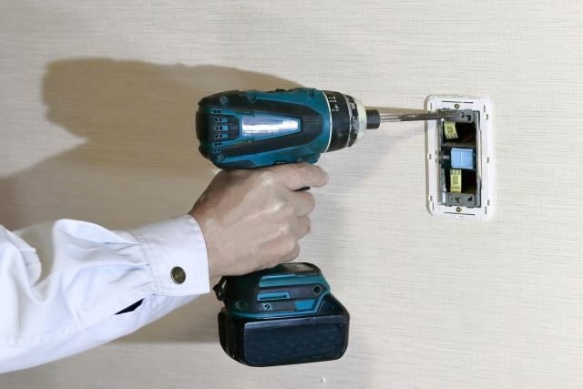 スイッチ設置の安易なDIYは危険！業者への依頼をおすすめする理由