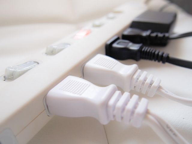 コンセントが15Aまでしか使えないのはなぜ？それ以上使うとどうなる？