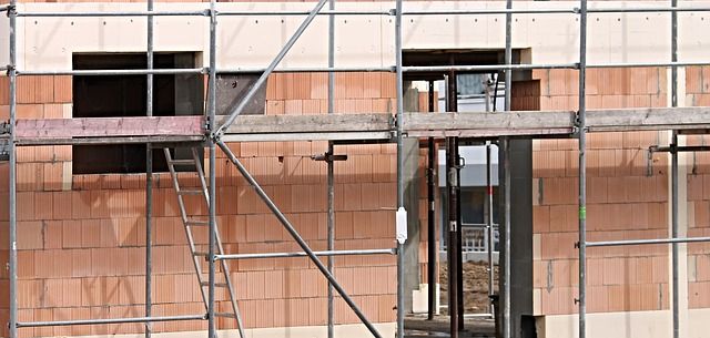 壁の耐震補強工事にかかる費用