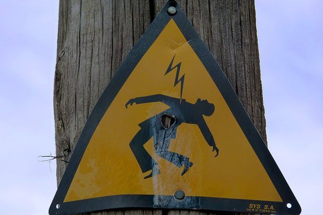 漏電とショートは違う？