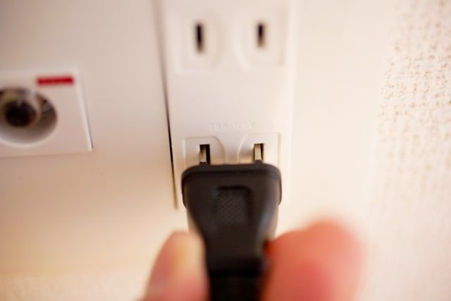 正しくコンセントを挿すことで得られるメリットとは