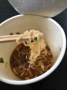 大量のトイレットペーパー、異物を流した