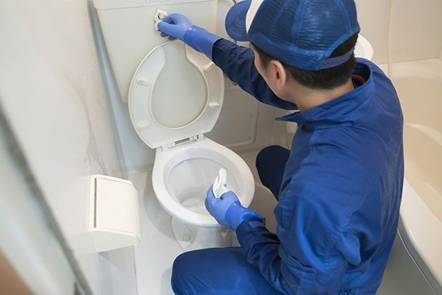 【たった5分】トイレのつまりの緊急対応策！