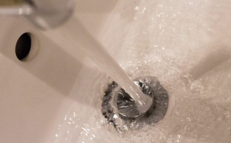 水道が止まらないときにとるべき行動！簡単な修理方法についても解説
