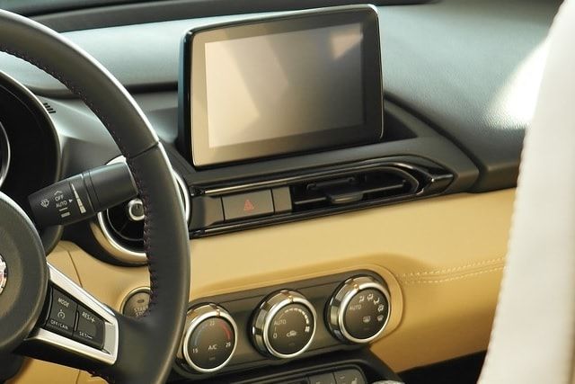 もしもCX-5でバッテリー上がりを起こしたら?解決方法と予防策