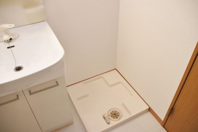 【放置は禁止】知っておきたい！洗濯機のホースからの水漏れ対処法