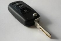 内側にギザギザ！高級車に多い内溝キーはどんな構造？合鍵は作れる？