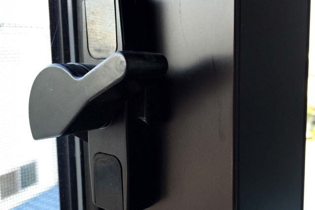 マンションが空き巣に狙われる理由！侵入経路や今からできる対策法