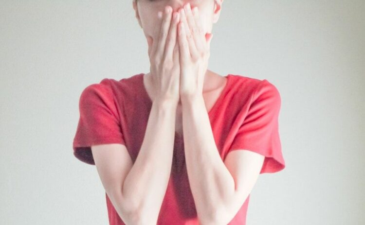 ヒアリを見つけたらどうすればいいの？対処法や注意点について解説