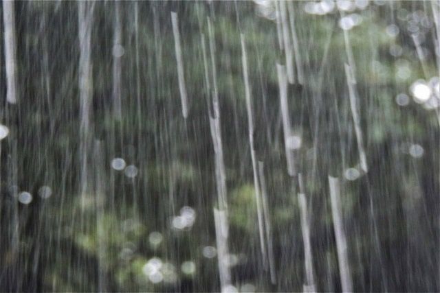 ガラスが割れる原因を徹底解明!対策も知って割れにくい窓づくりを