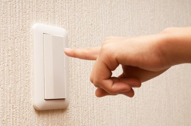 照明器具はローゼットしよう！シーリングライトとの違いも解説します