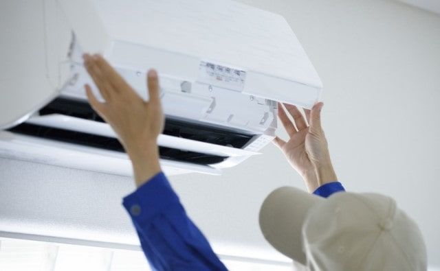 エアコン工事費込みと単体のみの違いは？長所・短所を紹介します！