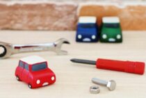 軽自動車のバッテリー寿命の確認・交換時の費用相場やおすすめ種類