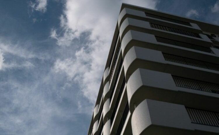 水漏れが下の階にまで!原因・賠償とマンショントラブルを防ぐ予防策