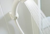 水道のホースからの水漏れは場所によって原因が違う！修理方法を解説