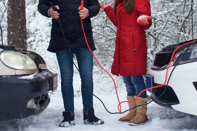 ホンダのN-BOXのバッテリー上がりを直す方法