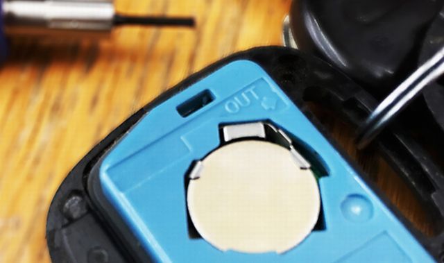 スマートキーはバッテリー上がり以外でも作動しないことがある!