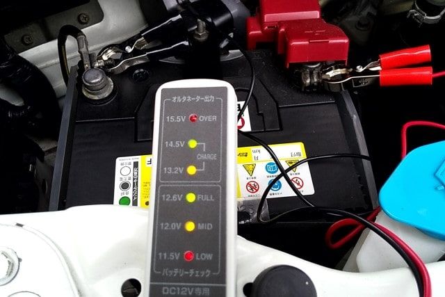 トヨタのハリアーがバッテリー上がりを起こす原因は?劣化には交換を