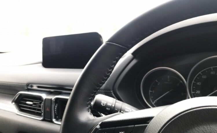 アウトランダーPHEVのバッテリー上がり｜ジャンプスタートの方法