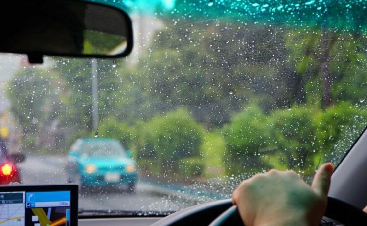 レガシィのバッテリー上がり対処法！5つの方法と交換するタイミング