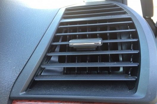 MAZDA3のバッテリー上がりを防ぐ対策!原因と対処法を心得よう