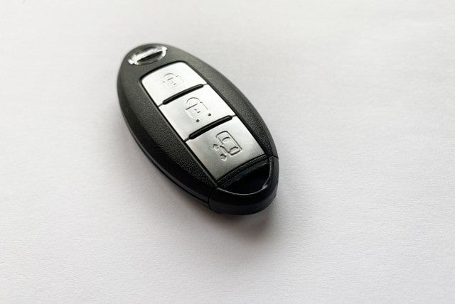 【インプレッサ】バッテリー上がり?エンジントラブルの原因と解決法