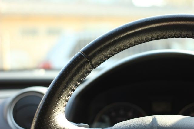 シエンタのバッテリー上がりはJAFで解決?原因と状況に合う対処を