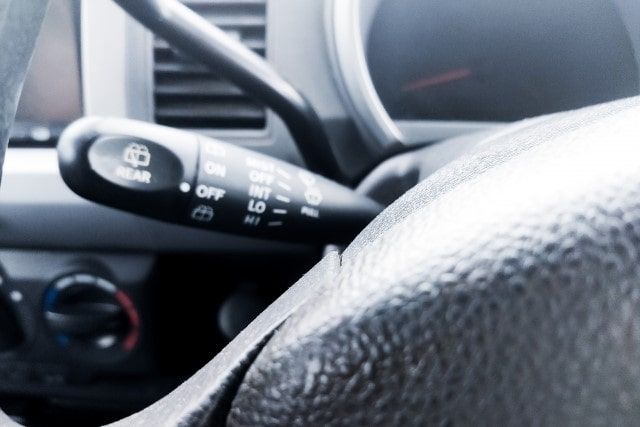 ソリオがバッテリー上がりする原因は?よくある症状や対処法まとめ