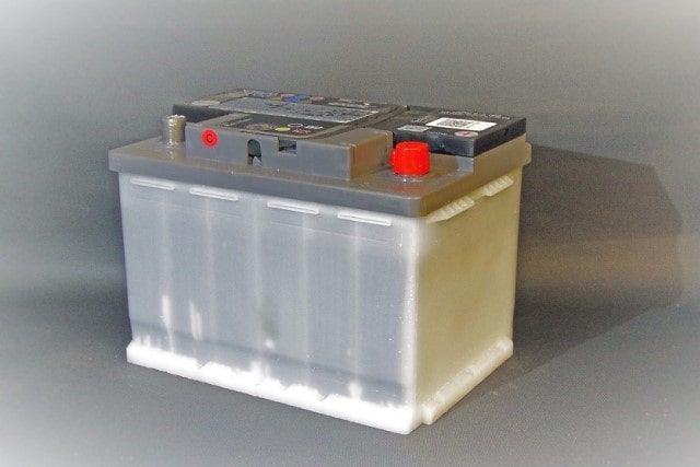 レガシィのバッテリー上がり対処法!5つの方法と交換するタイミング