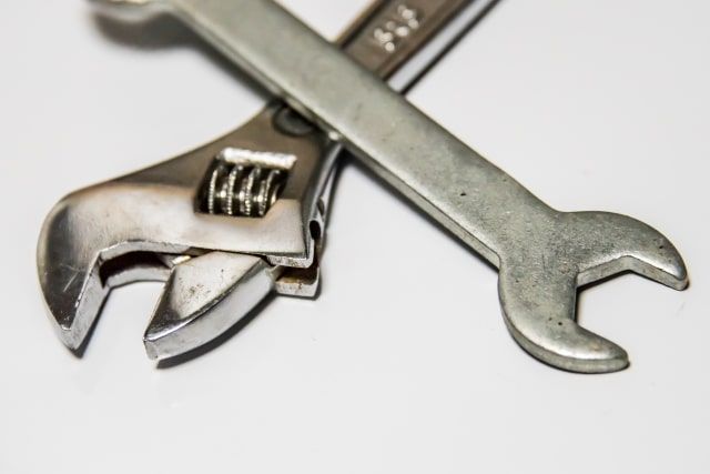 スバルWRXのバッテリー上がりが多い…それはバッテリーの寿命かも