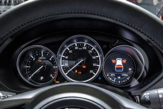 CX-8のバッテリー上がり！車とブースターケーブルをつなぐ方法とは